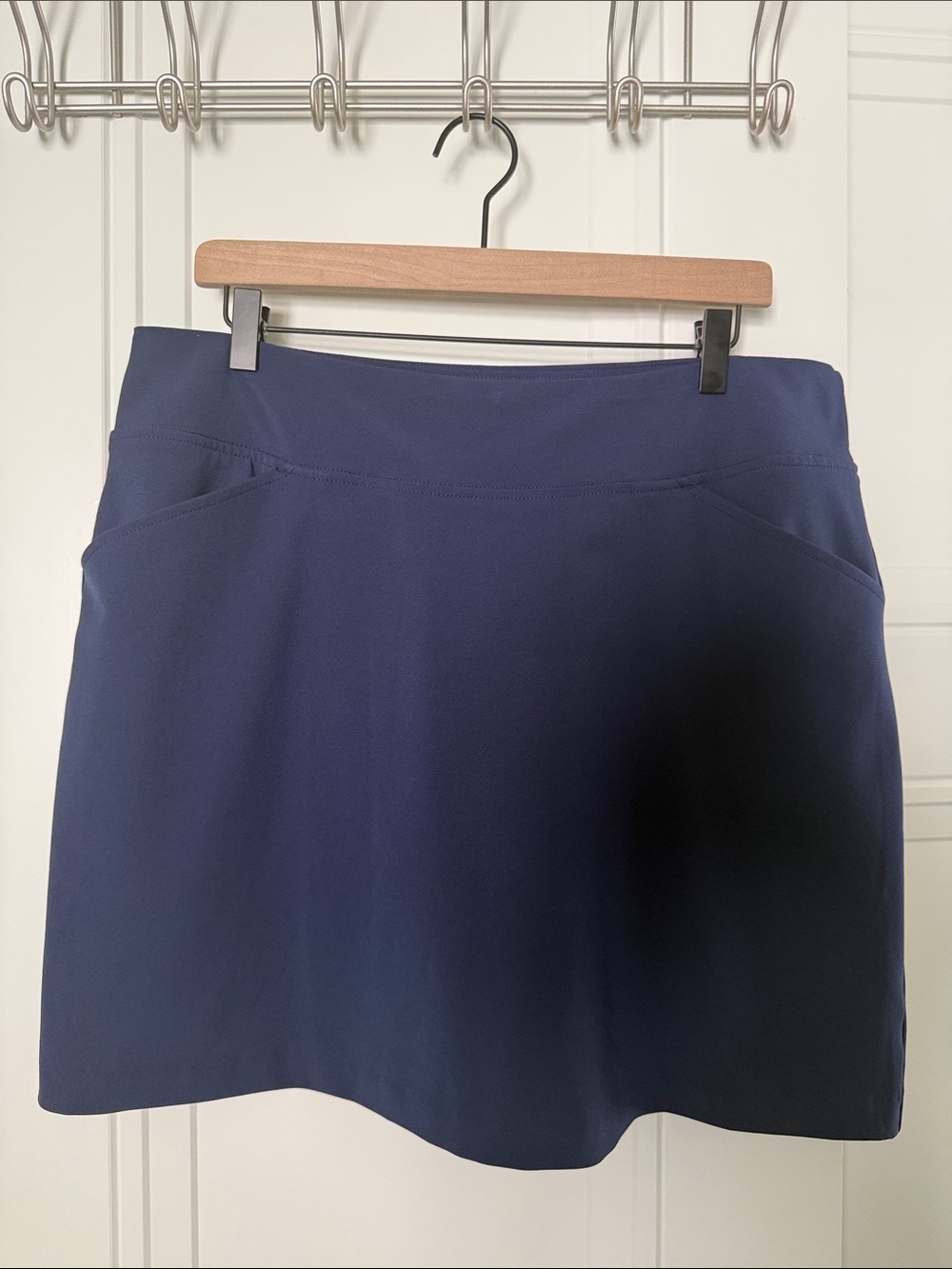 EUC Lilly Pulitzer Navy Luxletic Athletic Skort with Front Pockets Size 14